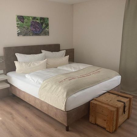 Gaestehaus Zum Weintraum Eimsheim Exteriör bild